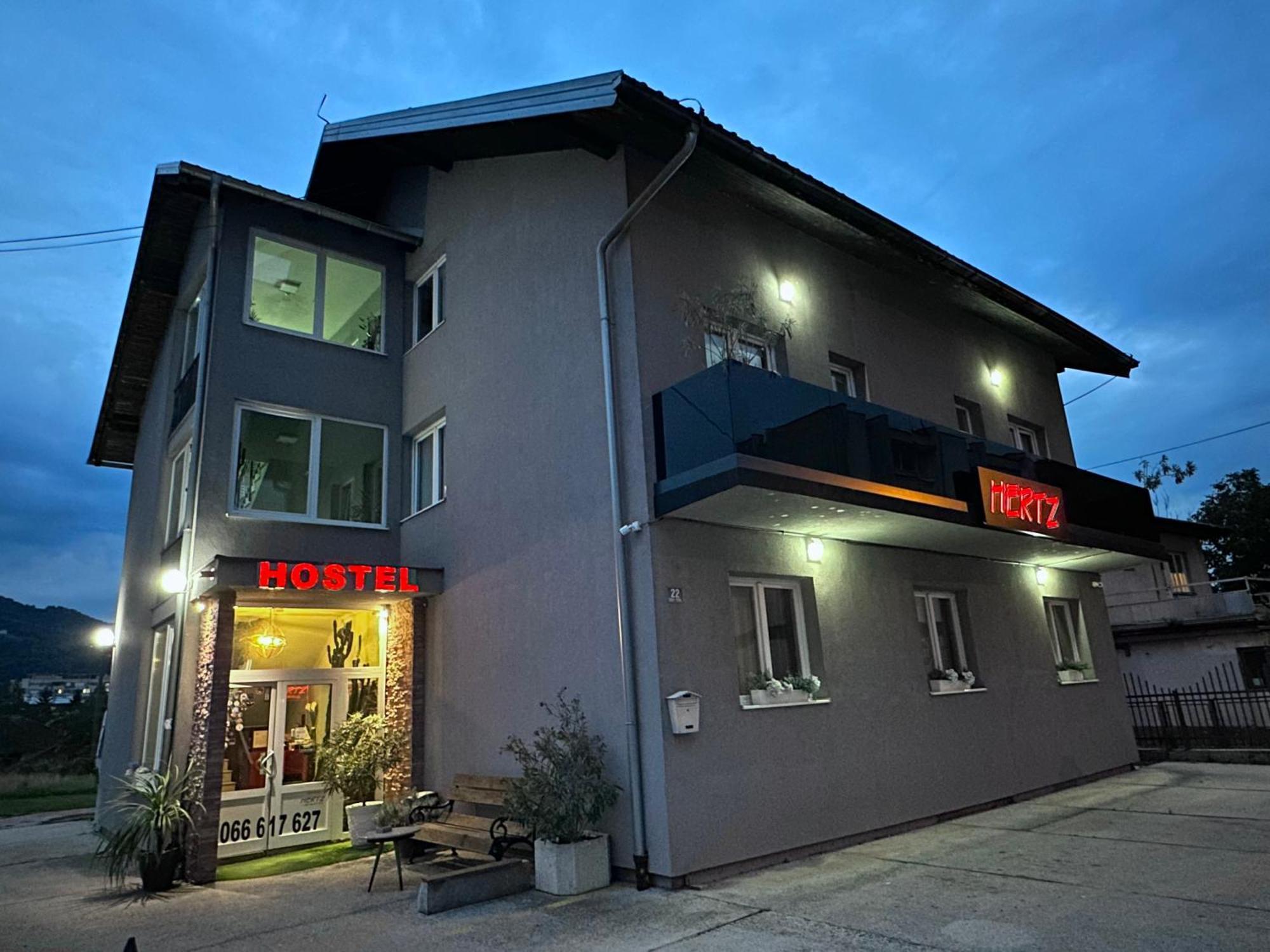 באניה לוקה Hostel Herz מראה חיצוני תמונה