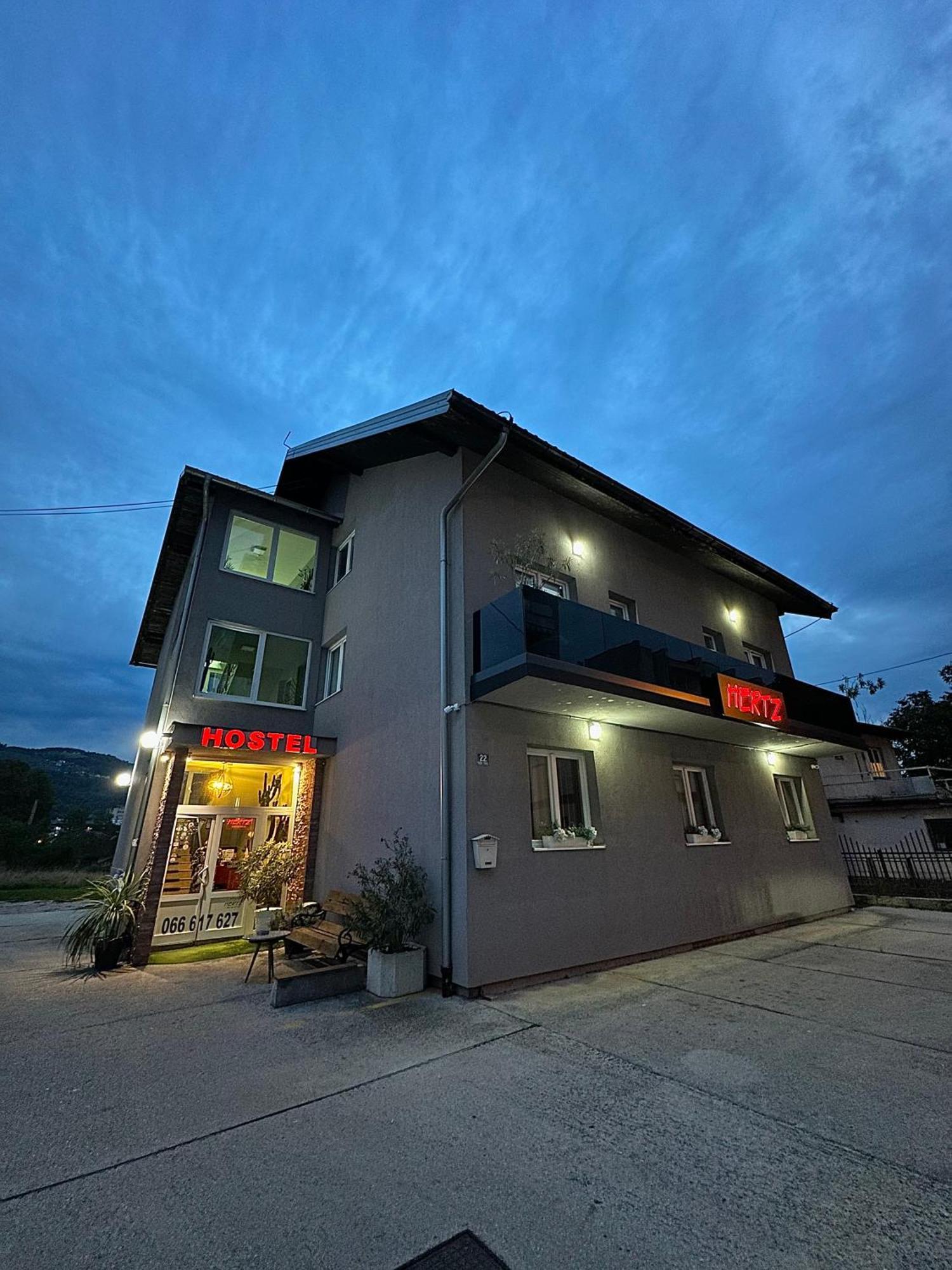 באניה לוקה Hostel Herz מראה חיצוני תמונה