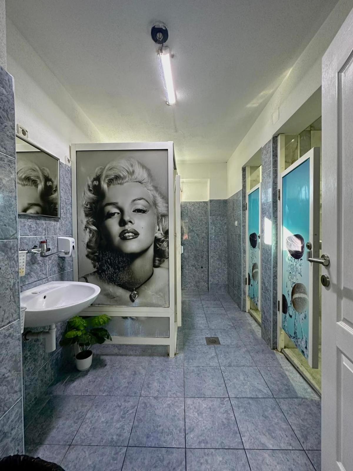 באניה לוקה Hostel Herz מראה חיצוני תמונה