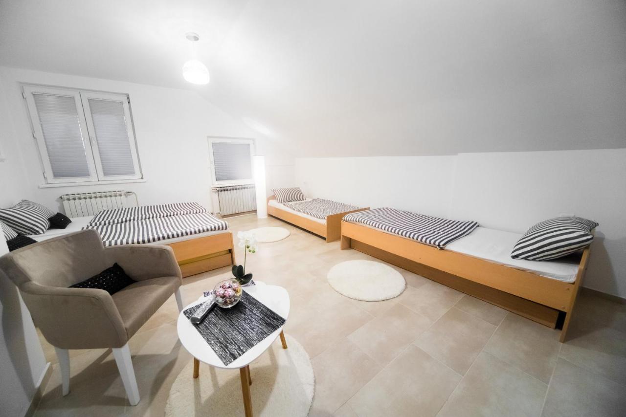 באניה לוקה Hostel Herz מראה חיצוני תמונה
