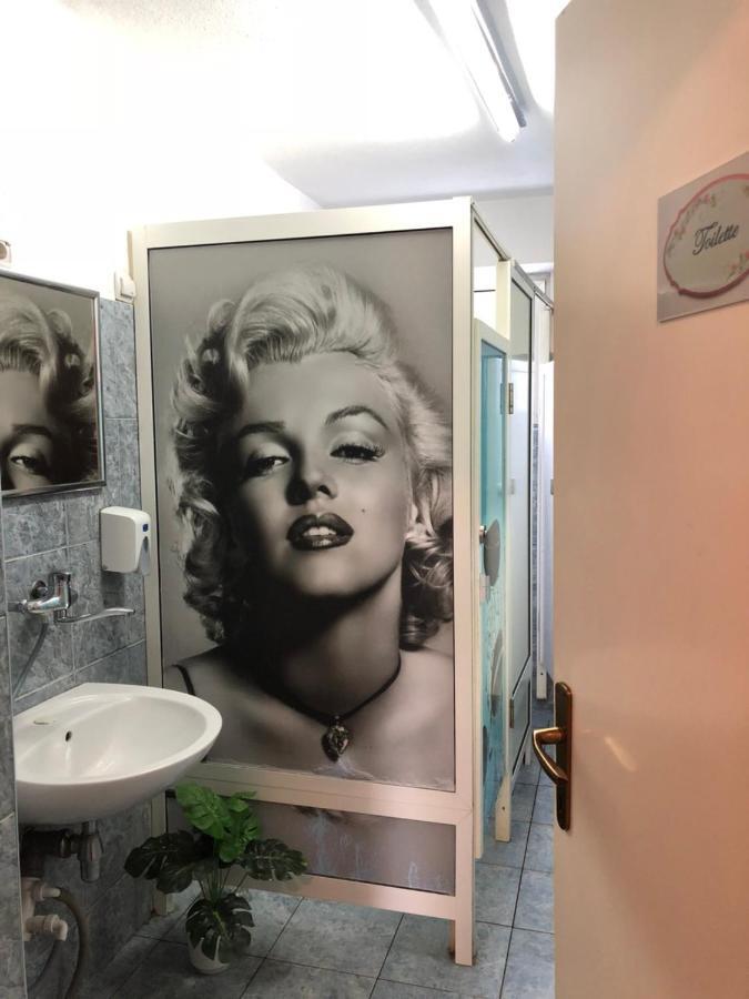 באניה לוקה Hostel Herz מראה חיצוני תמונה