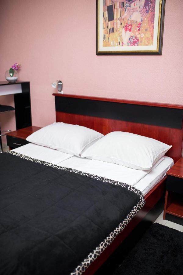 באניה לוקה Hostel Herz מראה חיצוני תמונה